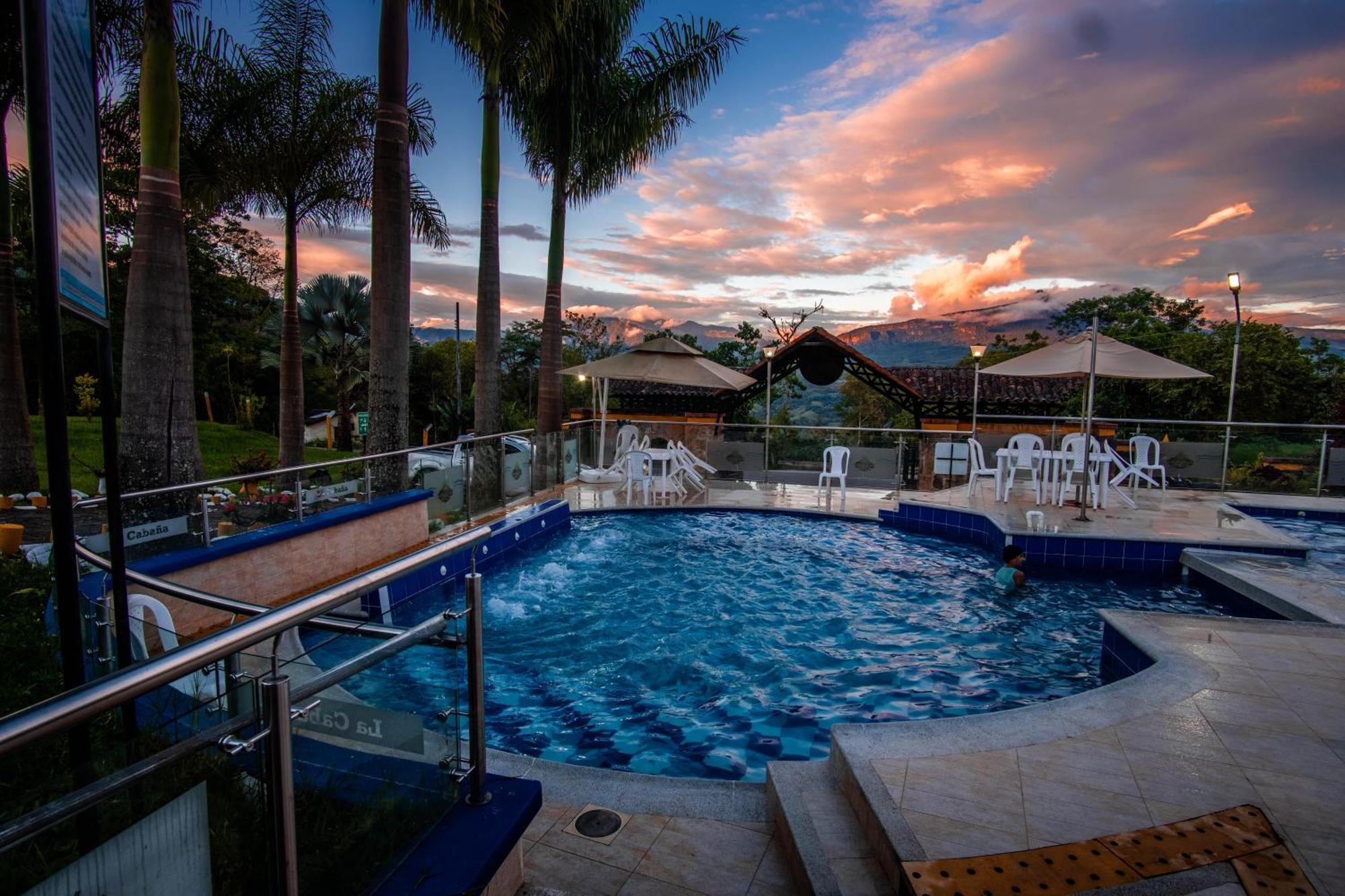 La Cabana Miraflores Екстер'єр фото