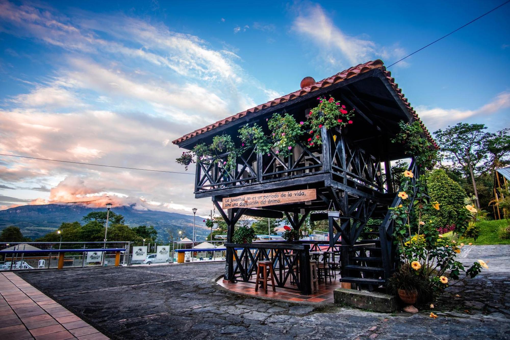 La Cabana Miraflores Екстер'єр фото